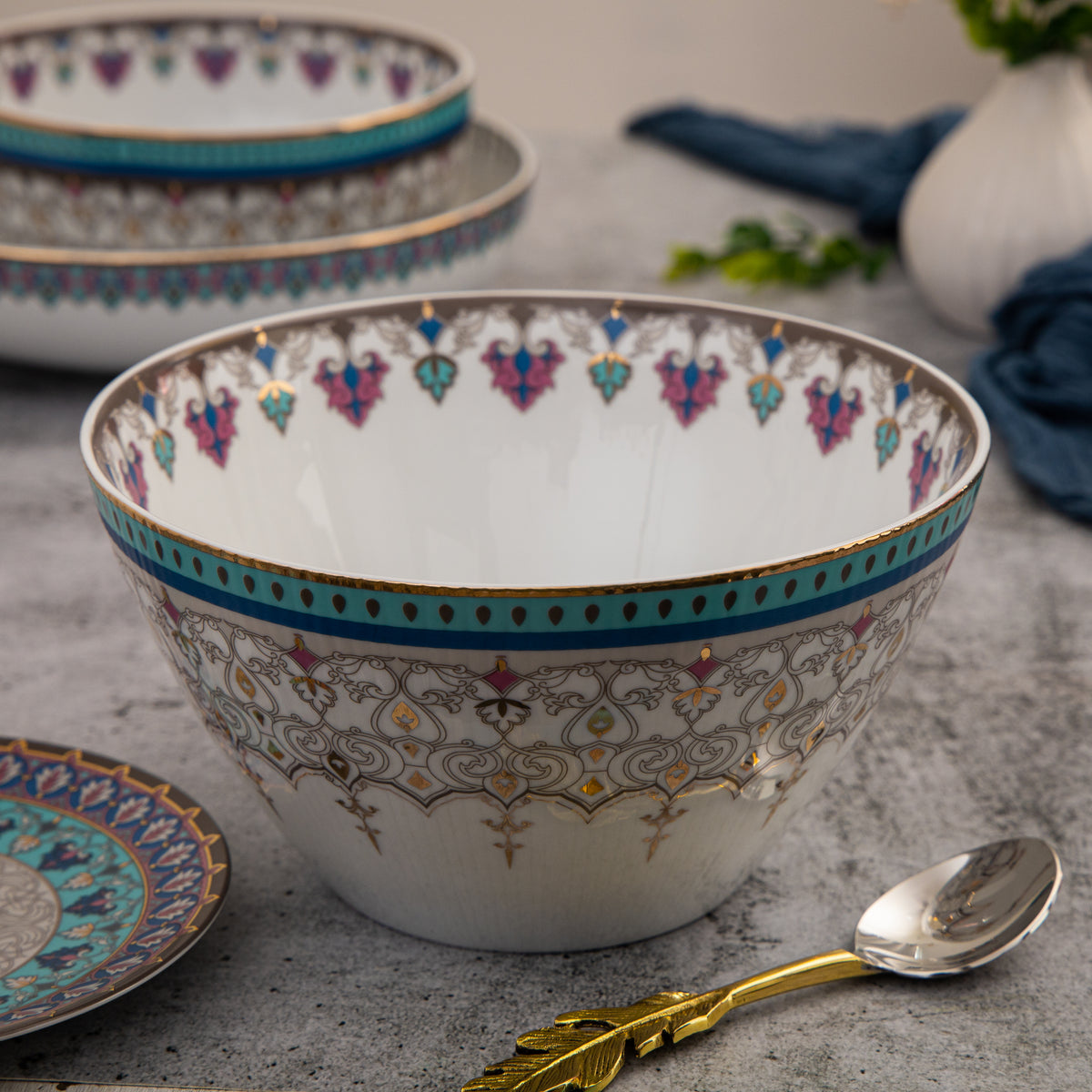 The Jamawar Large Serving Bowl 10" - Set of 1