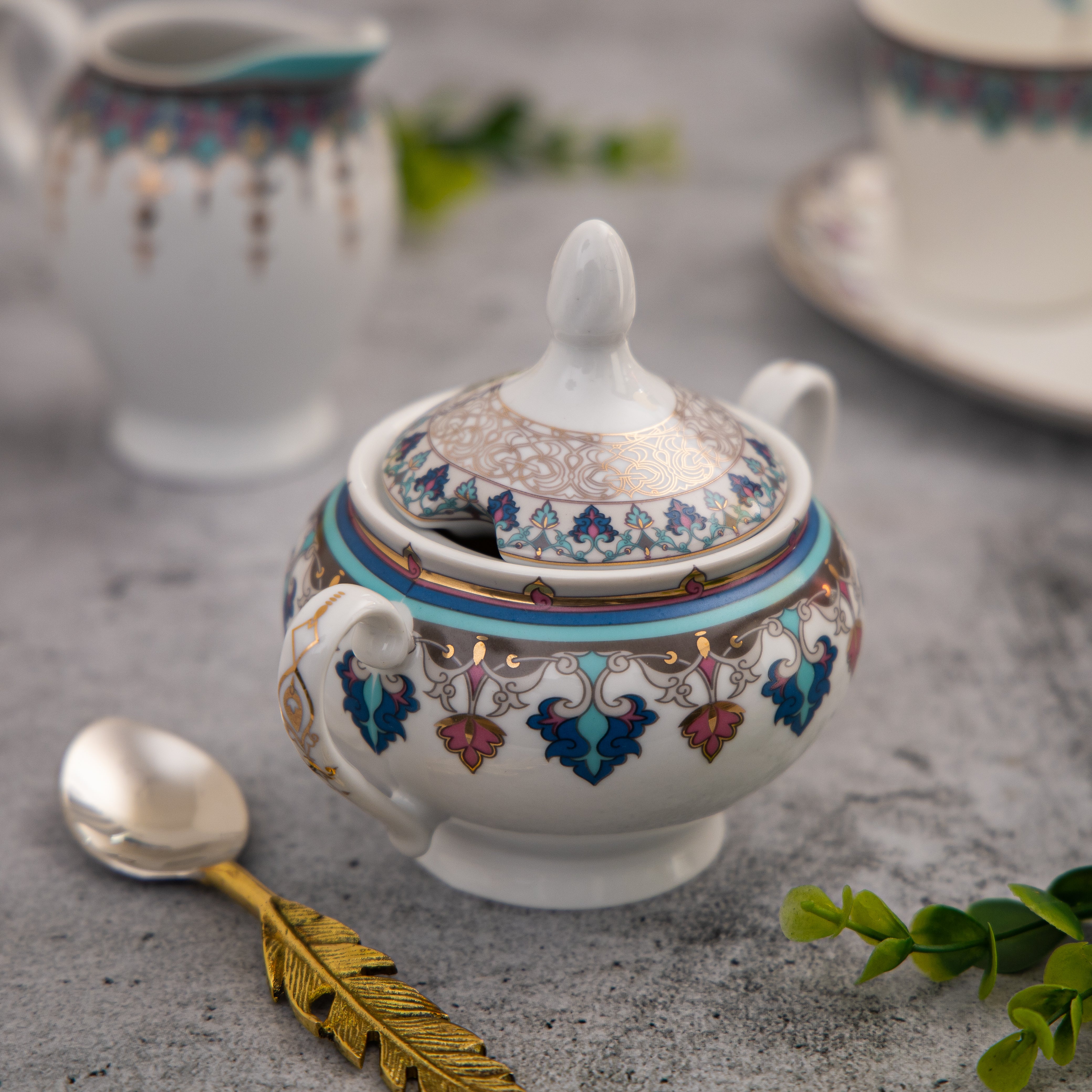 The Jamawar Sugar Pot - Set of 1