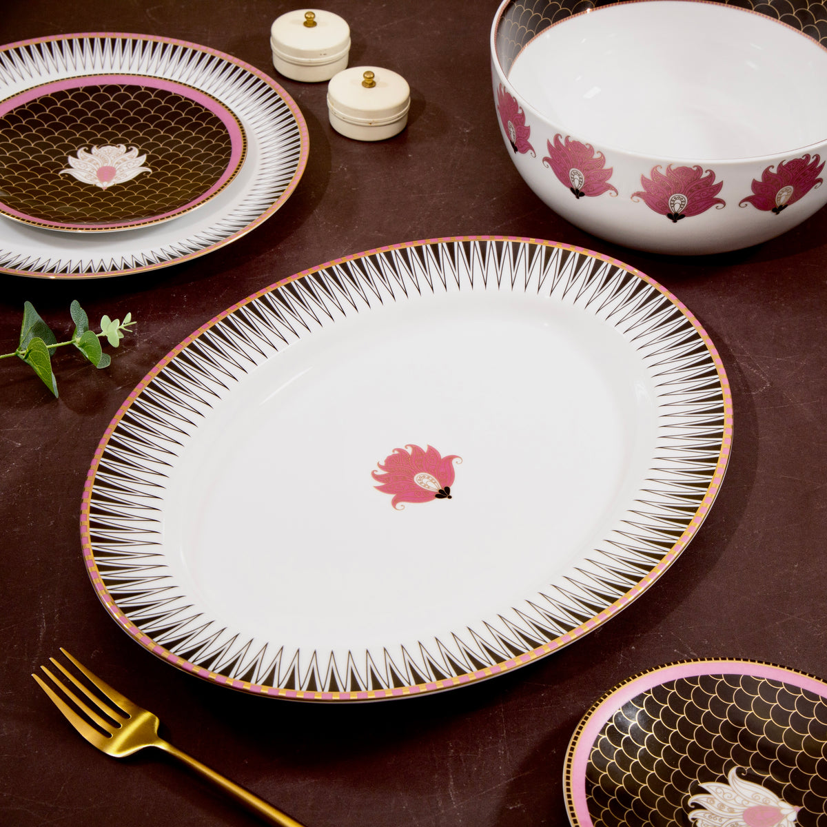 The Blossom Oval Platter 14" - Set of 1