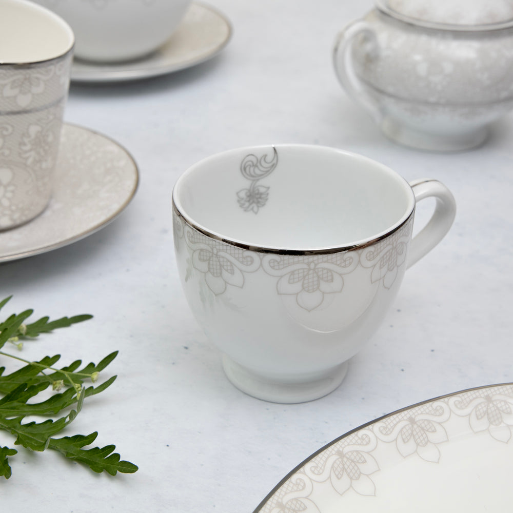 The Chantilly Round Cup & Saucer - Set of 6