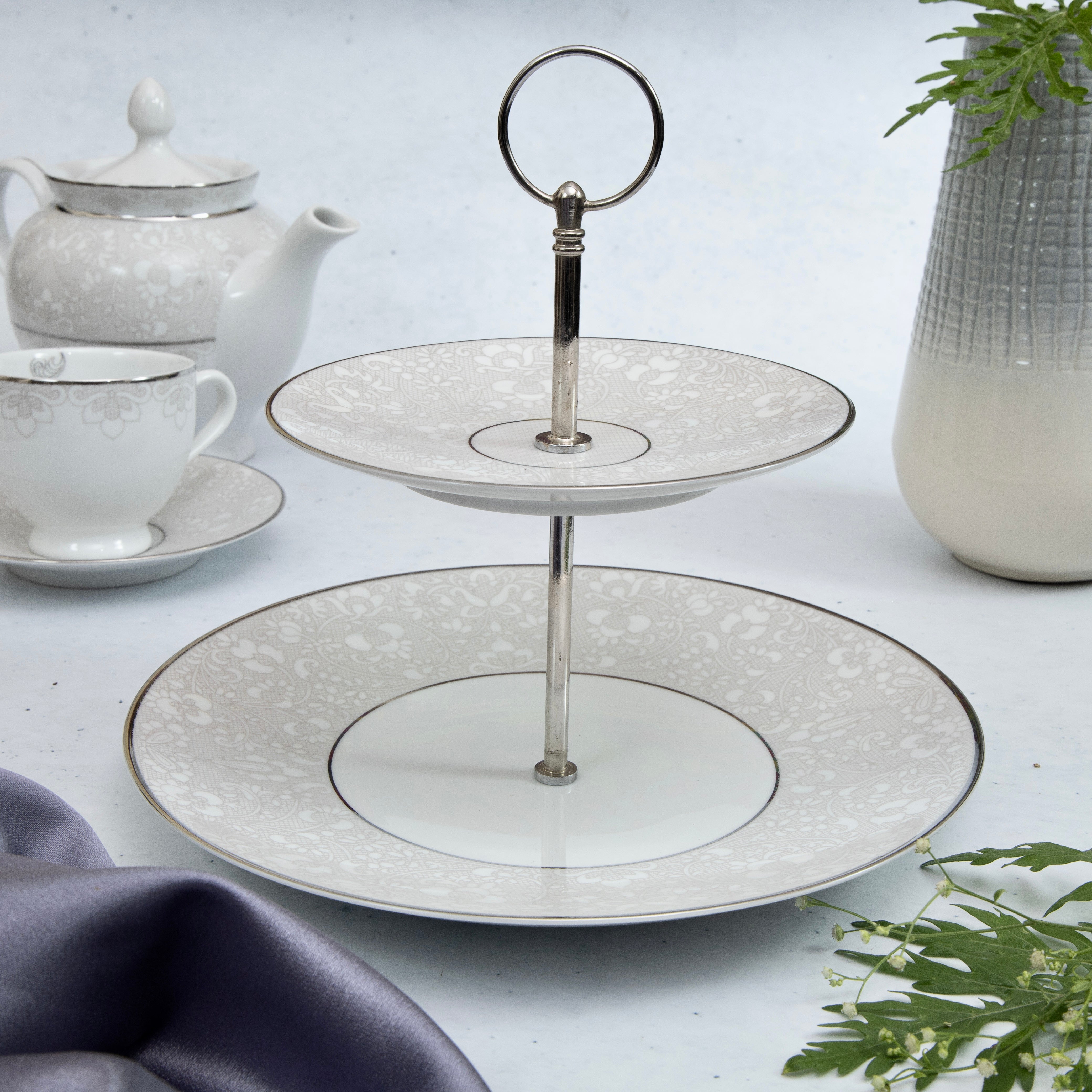 The Chantilly Cake Stand - Set of 1