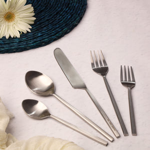 The Classic SS Cutlery - Set of 30